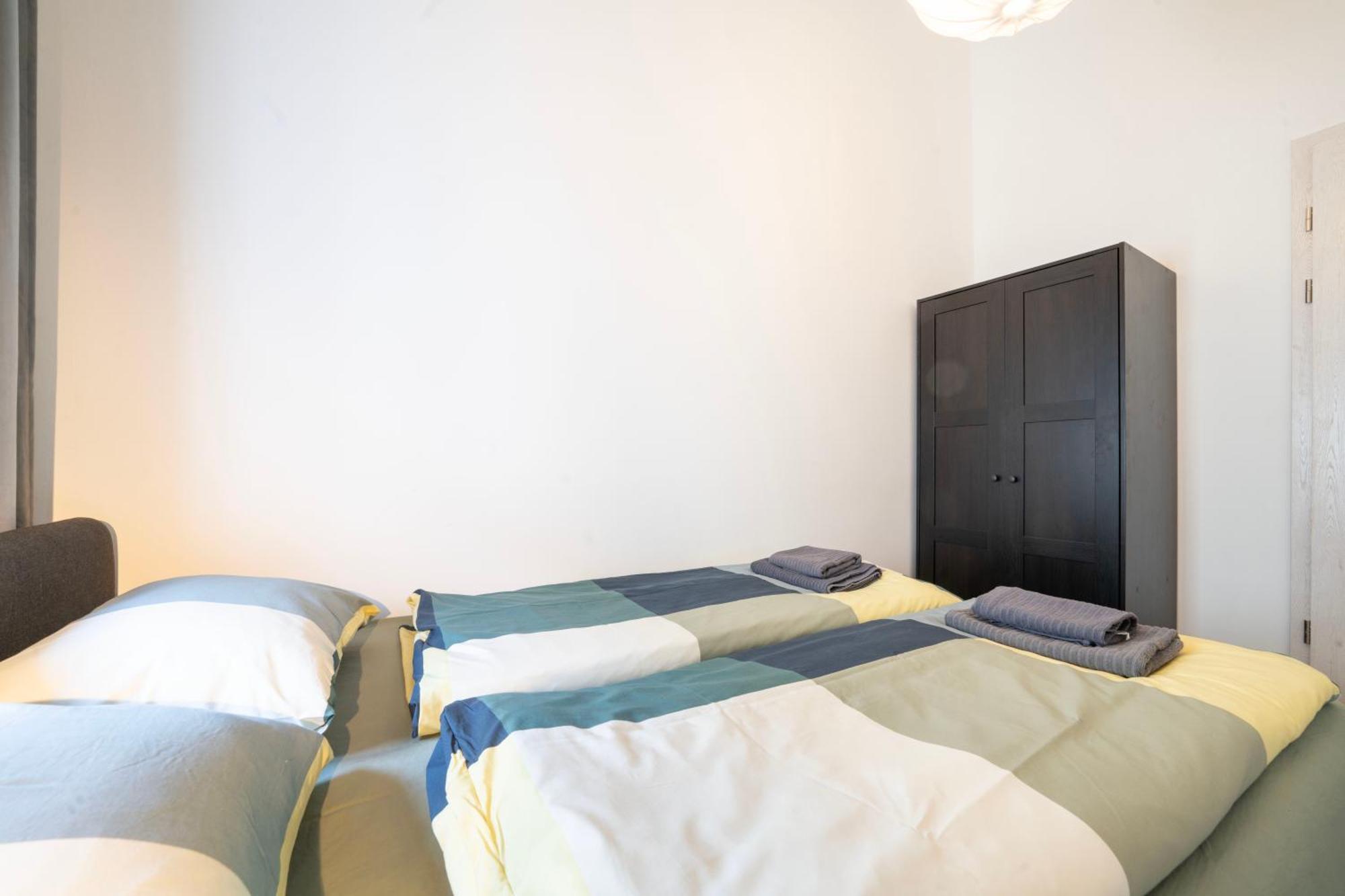 Apartment The Grove Hideaway 2br Retreat Budapest