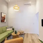 Chic 2 Bedrooms Apartment
