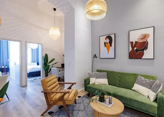Chic 2 Bedrooms Apartment