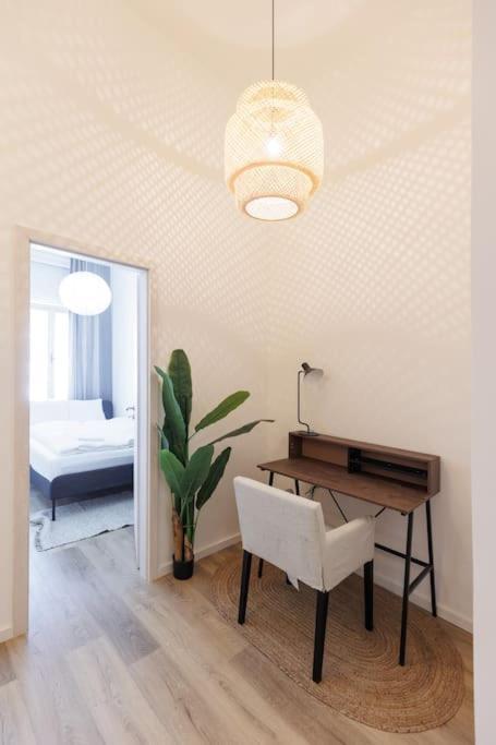 Chic 2 Bedrooms